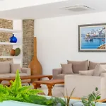 Cavo Hotel