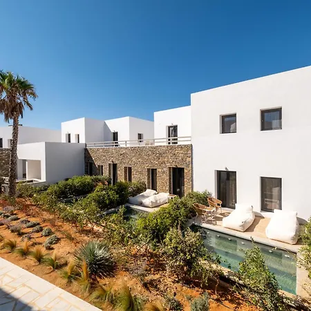 Cavo Πίσω Λιβάδι