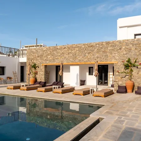 Cavo Hotel