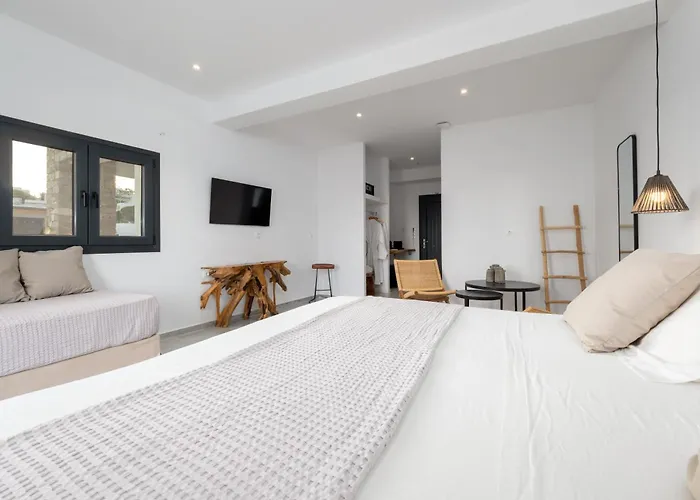 Cavo Otel Piso Livadi